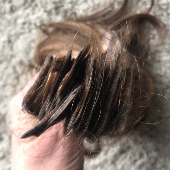 Real Human Tape In Hair Extensions (22 pcs) - Picture 4 of 4